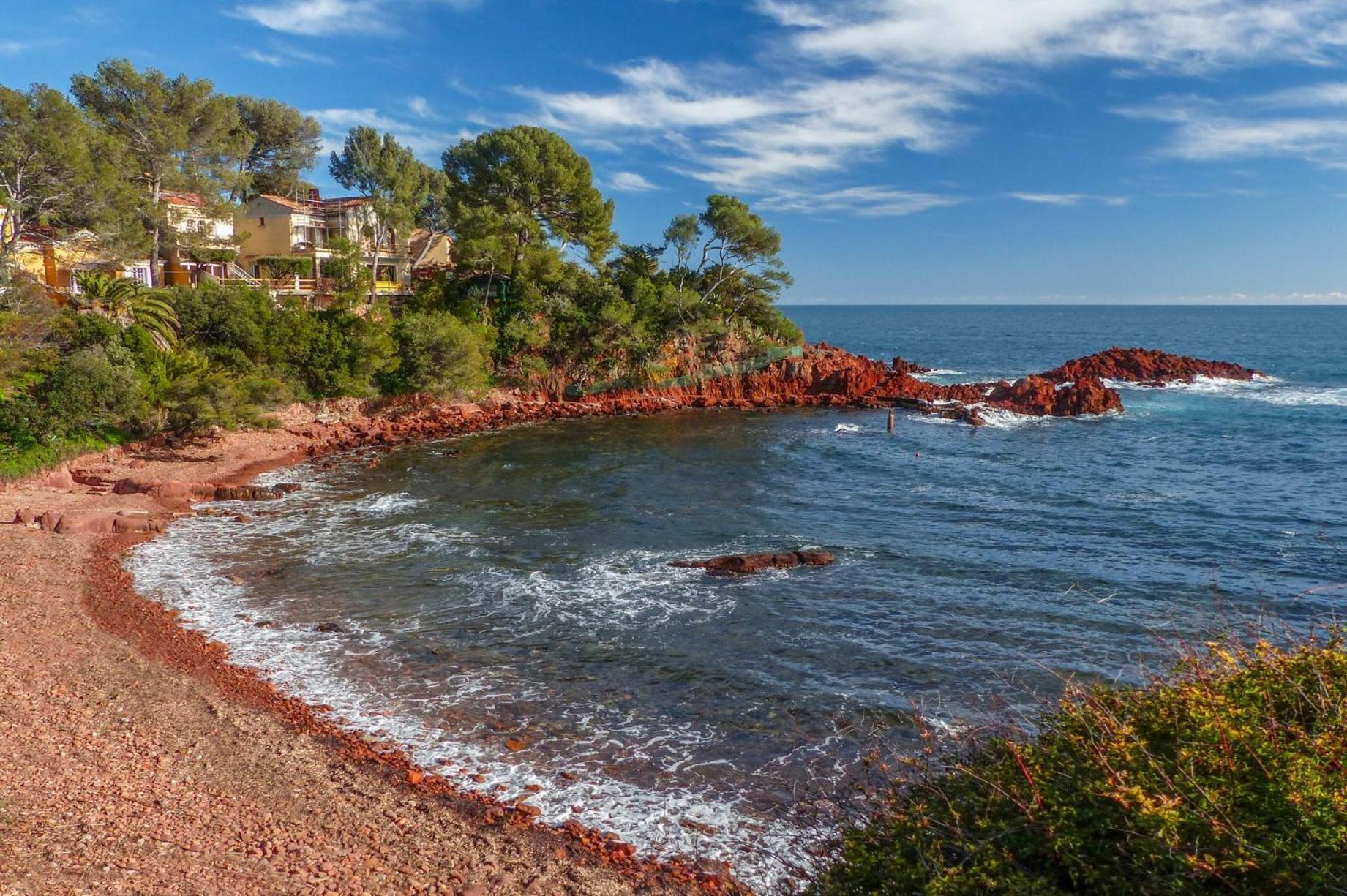 Un Grand Studio Face Au Port De Santa Lucia Сен-Рафаель Екстер'єр фото